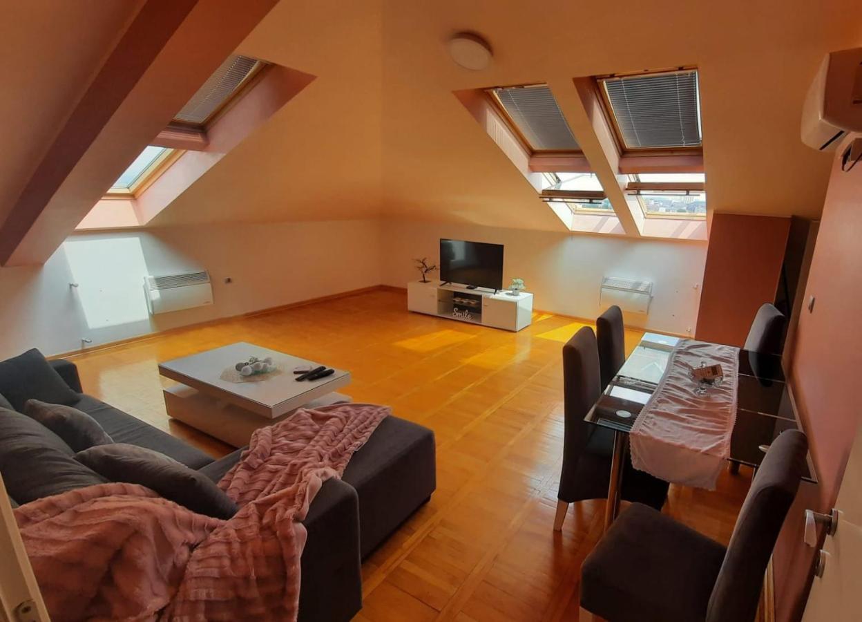 Loft Apartman ヤゴディナ エクステリア 写真